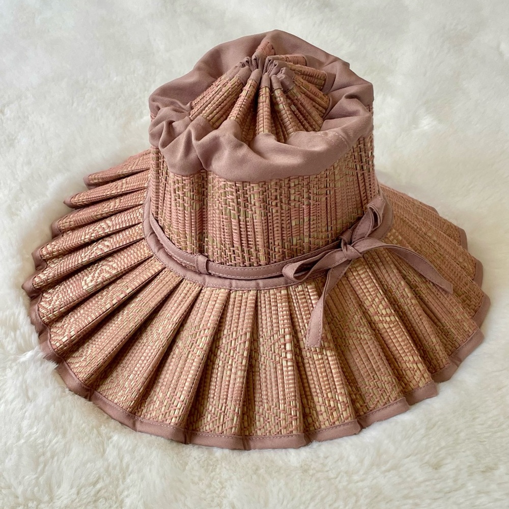 Kids Lorna Murray Flores Bungalow Capri Child Hat Size Small New with tags NWT